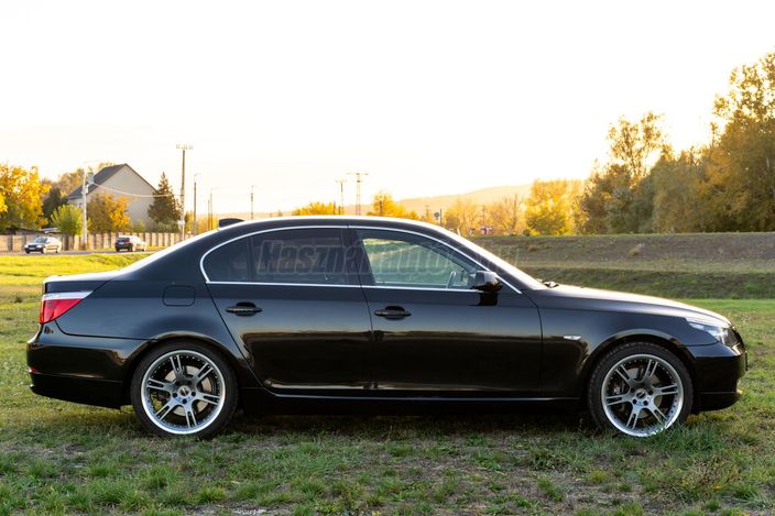 BMW 523 523i
