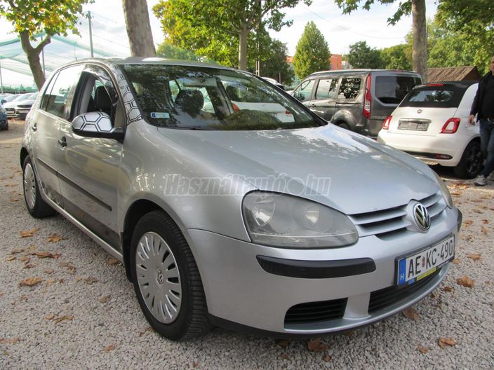VOLKSWAGEN GOLF V 1.4 Trendline