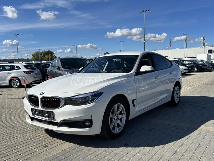 BMW 320 320i xDrive Advantage (Automata)