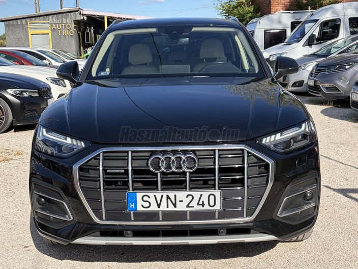 AUDI Q5 40 TDI Basis quattro S-tronic