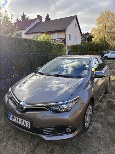 TOYOTA AURIS 1.33 Active Comfort