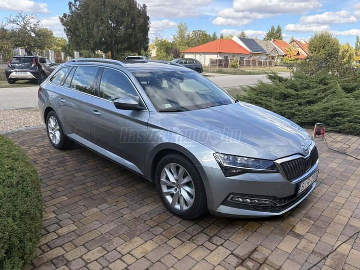 SKODA SUPERB Combi 2.0 TDI SCR Style 4x4 DSG