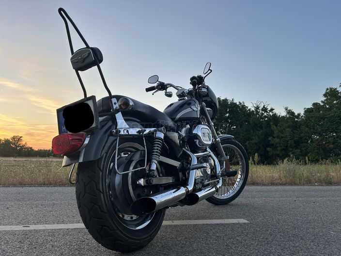HARLEY-DAVIDSON SPORTSTER 1200 CUSTOM