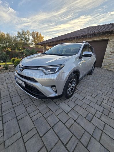 TOYOTA RAV 4 Rav4 2.5 Hybrid Executive Sunroof e-CVT