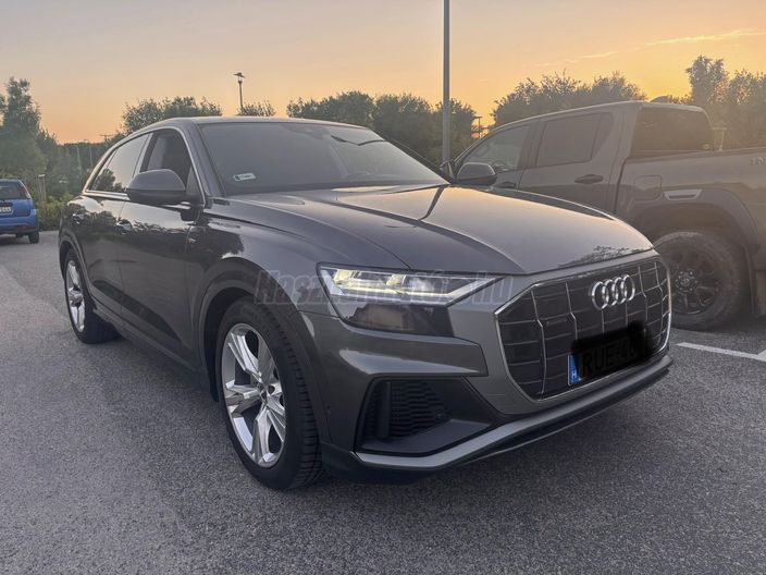 AUDI Q8 55 TFSI quattro Tiptronic ic