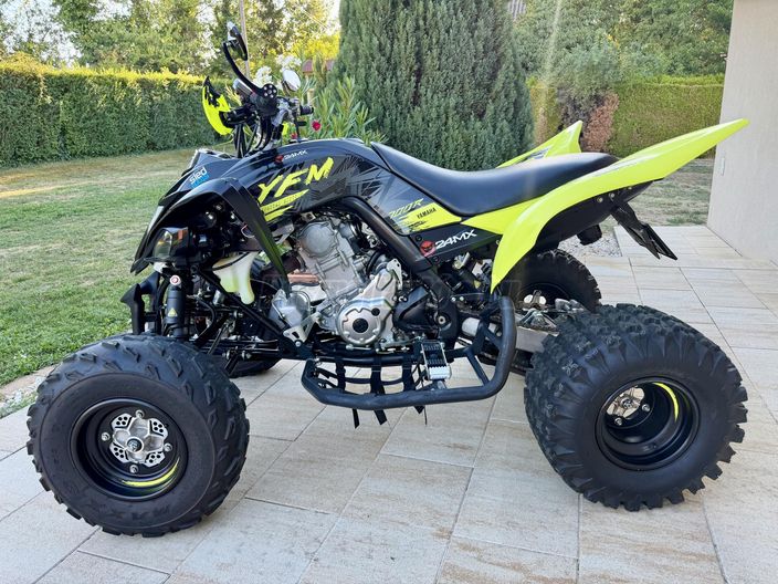 YAMAHA YFM 700