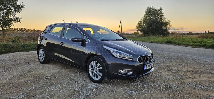 KIA CEE'D 1.4 CVVT EX