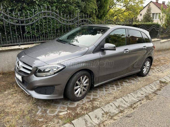 MERCEDES-BENZ B 220 4Matic (Automata)
