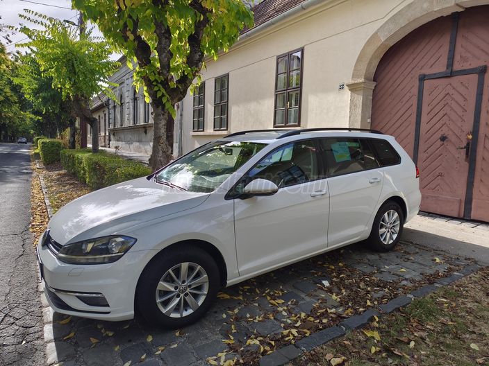 VOLKSWAGEN GOLF VII Variant 1.6 TDI BMT SCR Trendline
