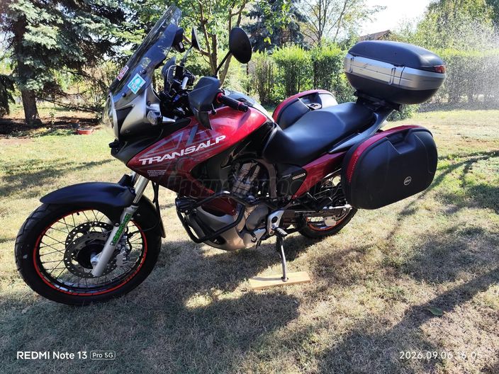 HONDA VT 700 C
