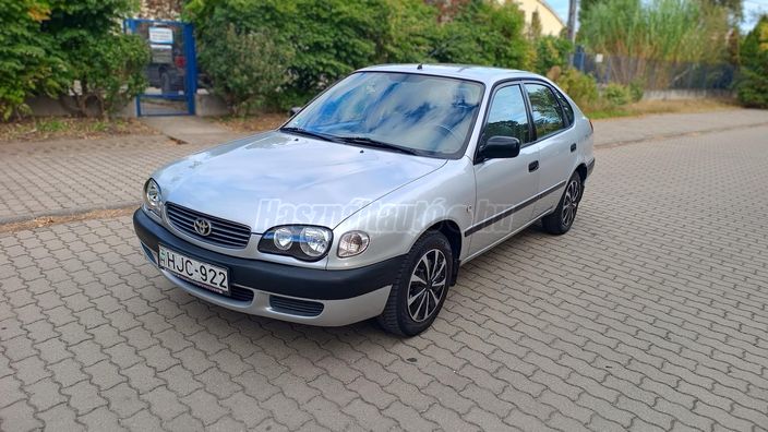 TOYOTA COROLLA 1.4 Linea Terra