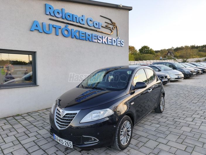 LANCIA YPSILON 1.2 8V Platinum