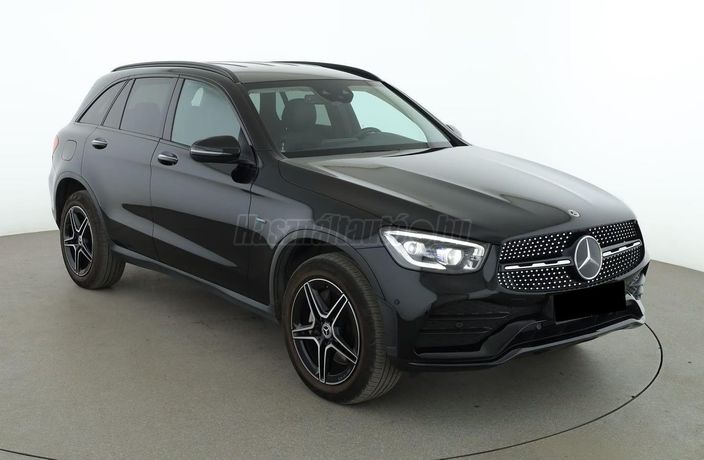 MERCEDES-BENZ GLC 300 e 4Matic 9G-TRONIC Plug-in hybrid