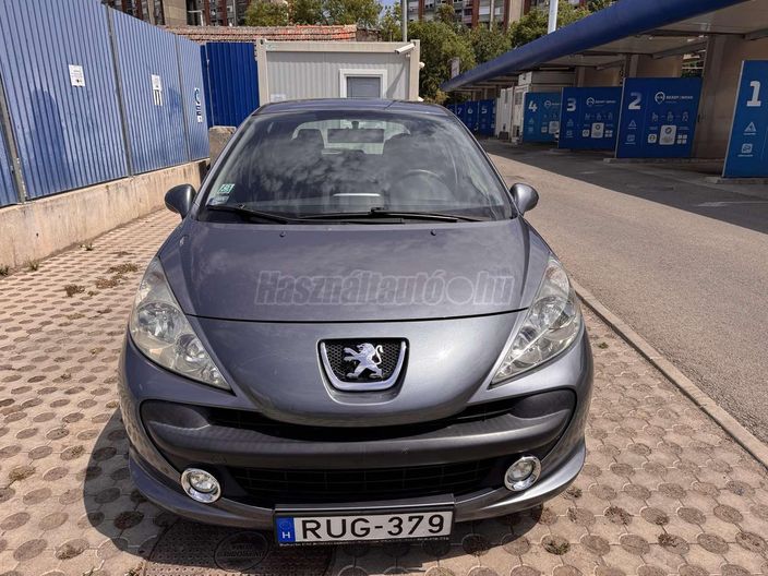 PEUGEOT 207 1.4 VTi Premium