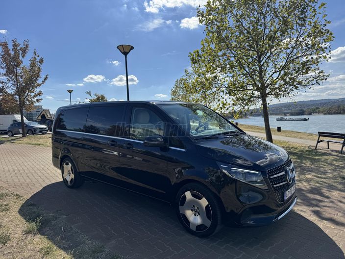 MERCEDES-BENZ V-OSZTÁLY V 220 BlueTec d Exclusive L (Automata) 4x4 (7 személyes )