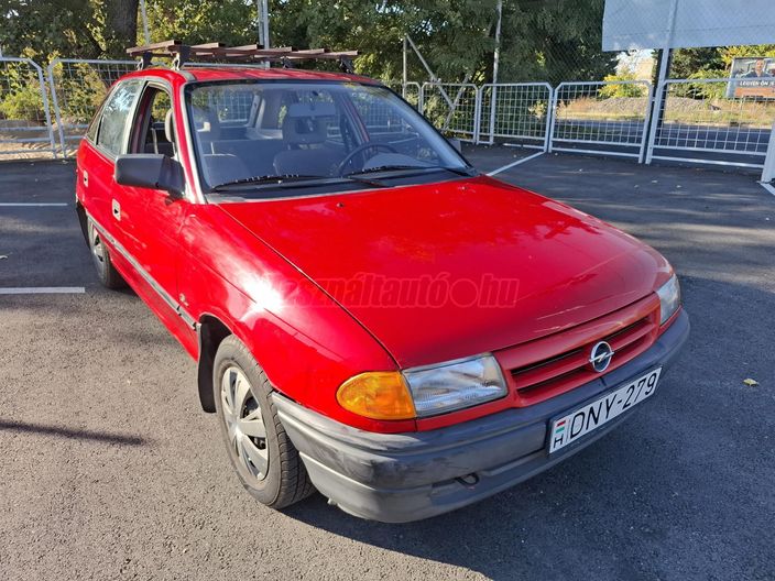 OPEL ASTRA 1.4 GLS