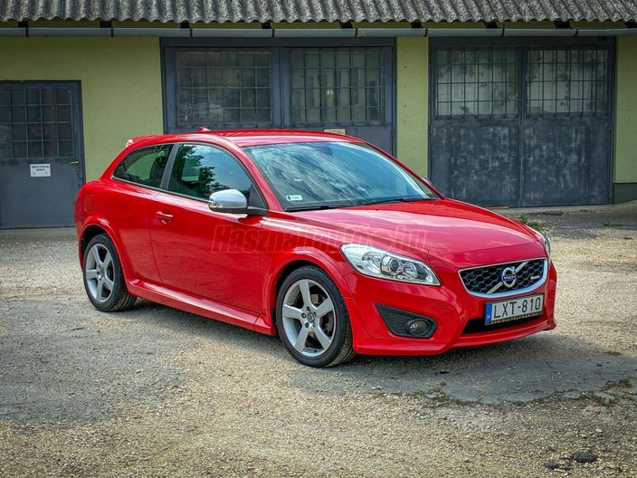 VOLVO C30 1.6 D [D2] R-Design