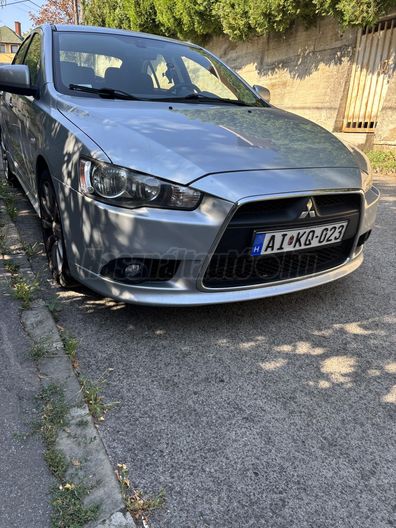 MITSUBISHI LANCER Sportback 1.8 Instyle
