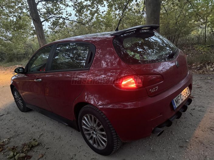 ALFA ROMEO 147 1.9 JTD 16V Black Line