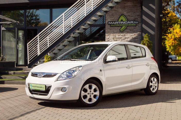 www.martincar.hu további 64 db Extra HD fénykép a HYUNDAI minden apró részletéről !!