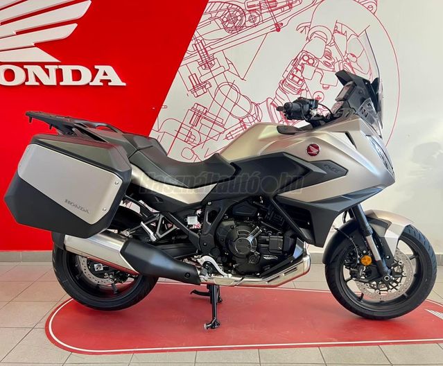 HONDA NT 1100 D