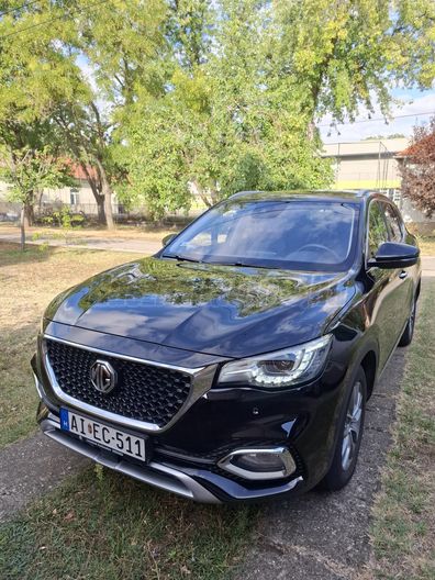 MG HS 1.5 T-GDI Luxury DCT