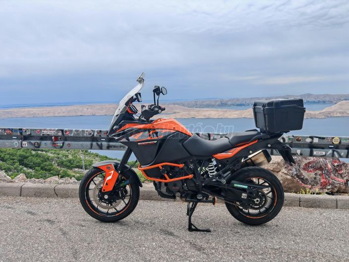 KTM 1090 ADVENTURE