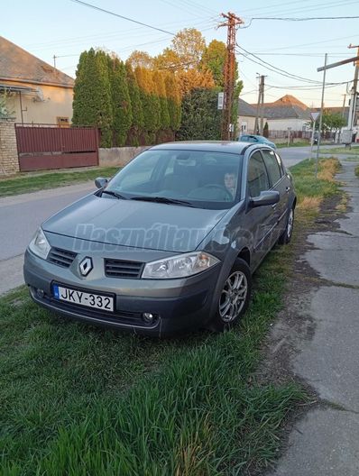 RENAULT MEGANE Limousine 1.4 Authentique Plus