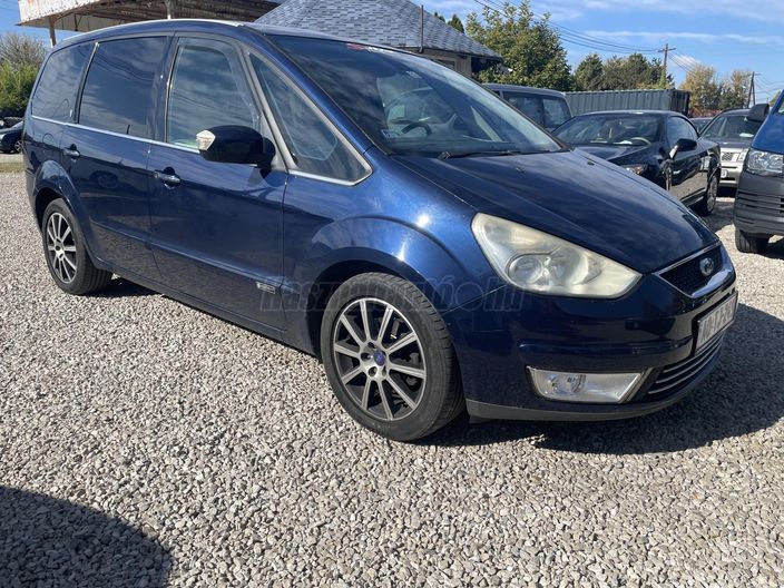 FORD GALAXY 1.8 TDCi Ghia [7 személy]