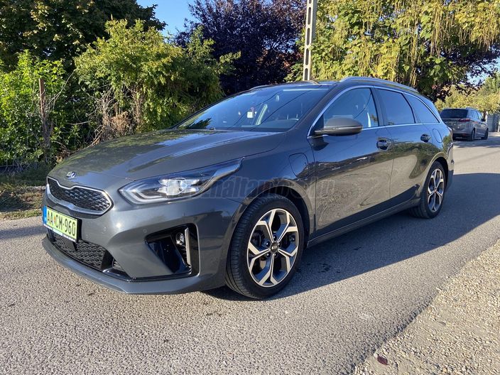 KIA CEE'D Ceed SW 1.6 GDI PHEV Platinum DCT
