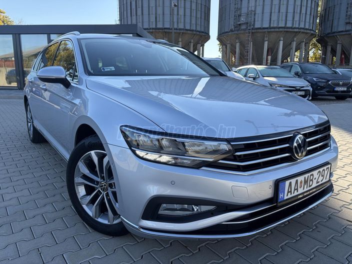 VOLKSWAGEN PASSAT Variant 2.0 TDI SCR Elegance