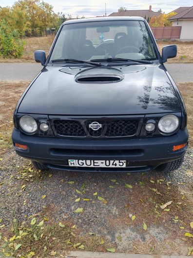 NISSAN TERRANO II 2.7 TDI SR