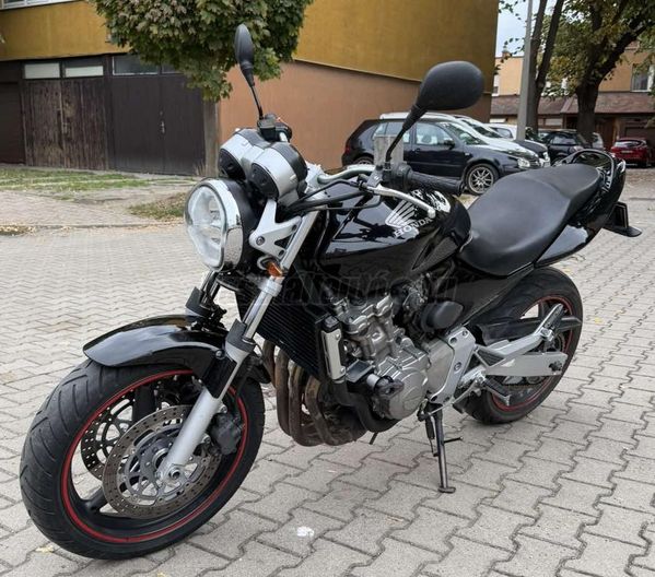 HONDA CB 600 F (HORNET)
