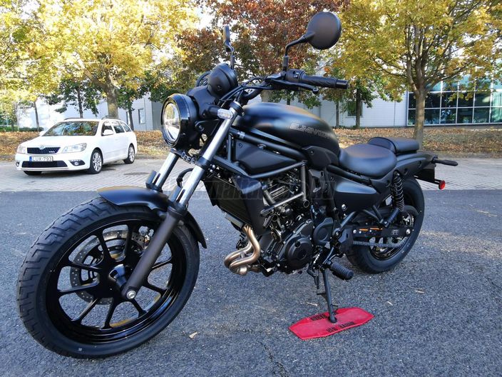 KAWASAKI ELIMINATOR 500 SE