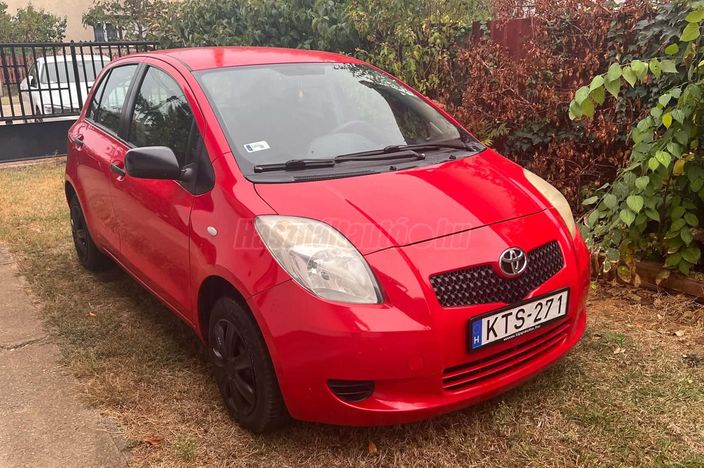 TOYOTA YARIS