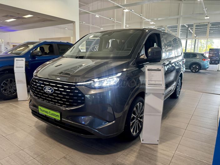 FORD TOURNEO