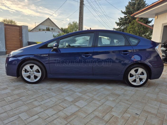 TOYOTA PRIUS 1.8 HSD (Automata)