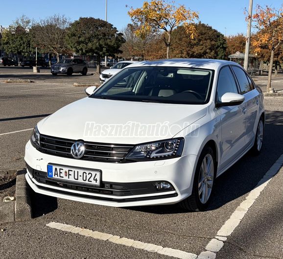 VOLKSWAGEN JETTA VI 2.0 TDI BMT Highline DSG