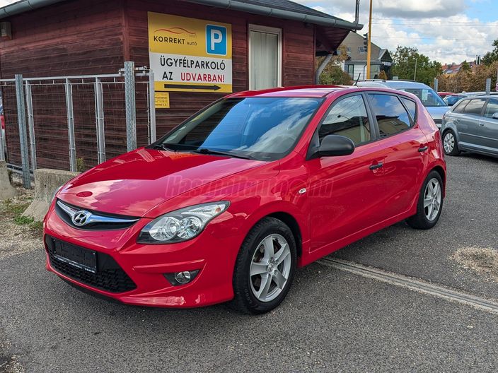 HYUNDAI I30 1.4 DOHC Classic