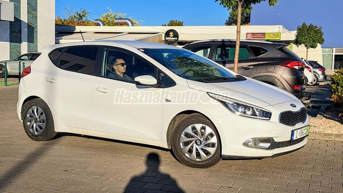 KIA CEE'D 1.6 CRDI EX Prémium