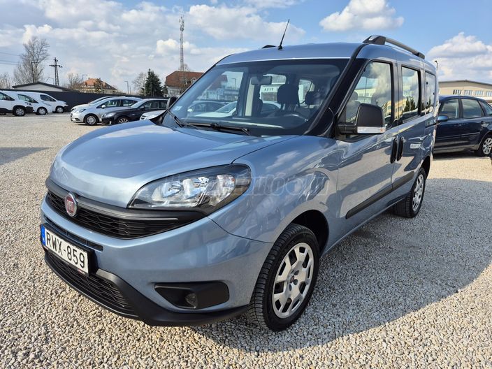 FIAT DOBLO Dobló Panorama 1.4 T-Jet Easy (7 személyes )