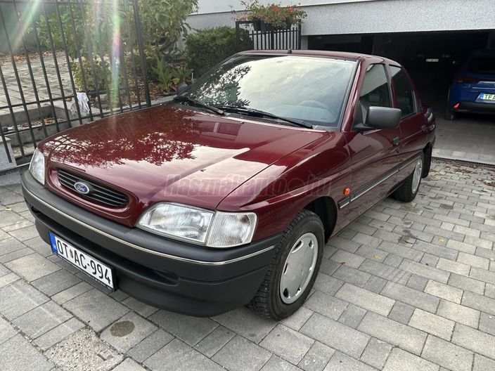 FORD ESCORT 1.3 CL Alba