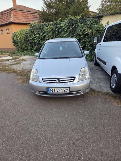 HONDA STREAM 1.7 LS