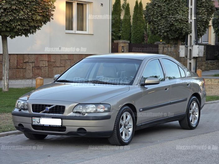 VOLVO S60 2.4 D5 Summum (Automata)