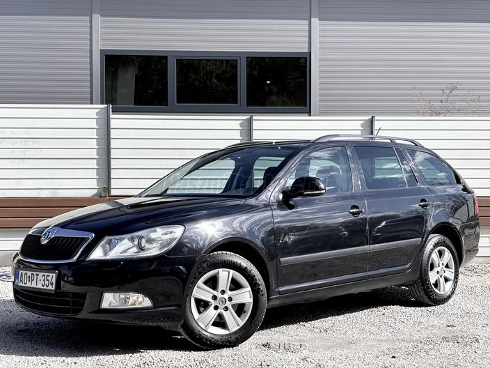 SKODA OCTAVIA Combi 1.6 CR TDI Ambition DSG