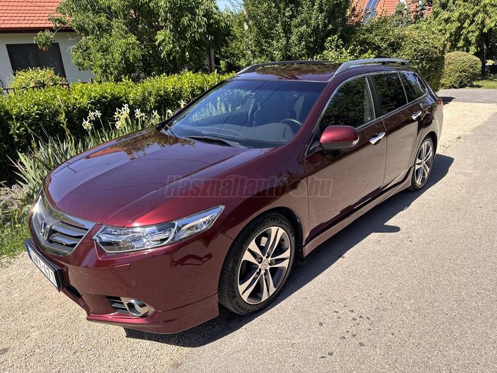 HONDA ACCORD 2.2 CRD Executive Advanced Safety