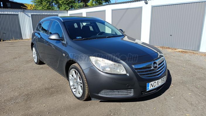 OPEL INSIGNIA Sports Tourer 2.0 CDTI Active