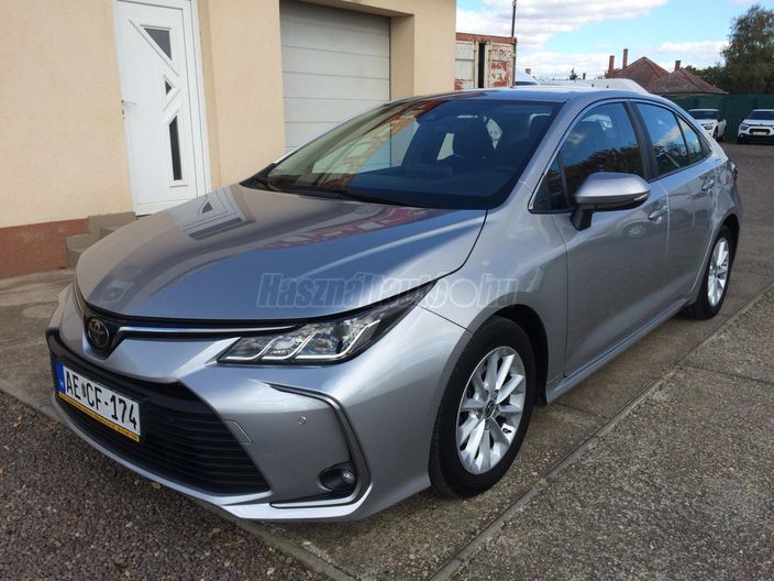 TOYOTA COROLLA Sedan 1.5 Comfort Business