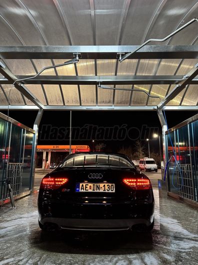 AUDI S5 Coupé 4.2 quattro