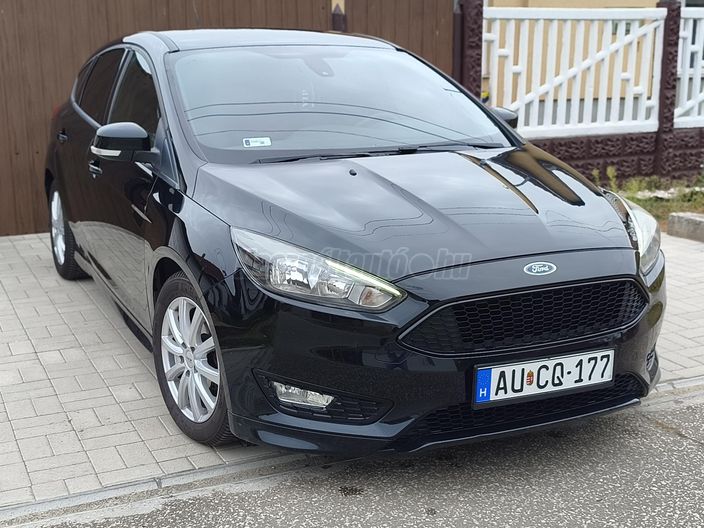 FORD FOCUS 1.0 EcoBoost ST-Line Black